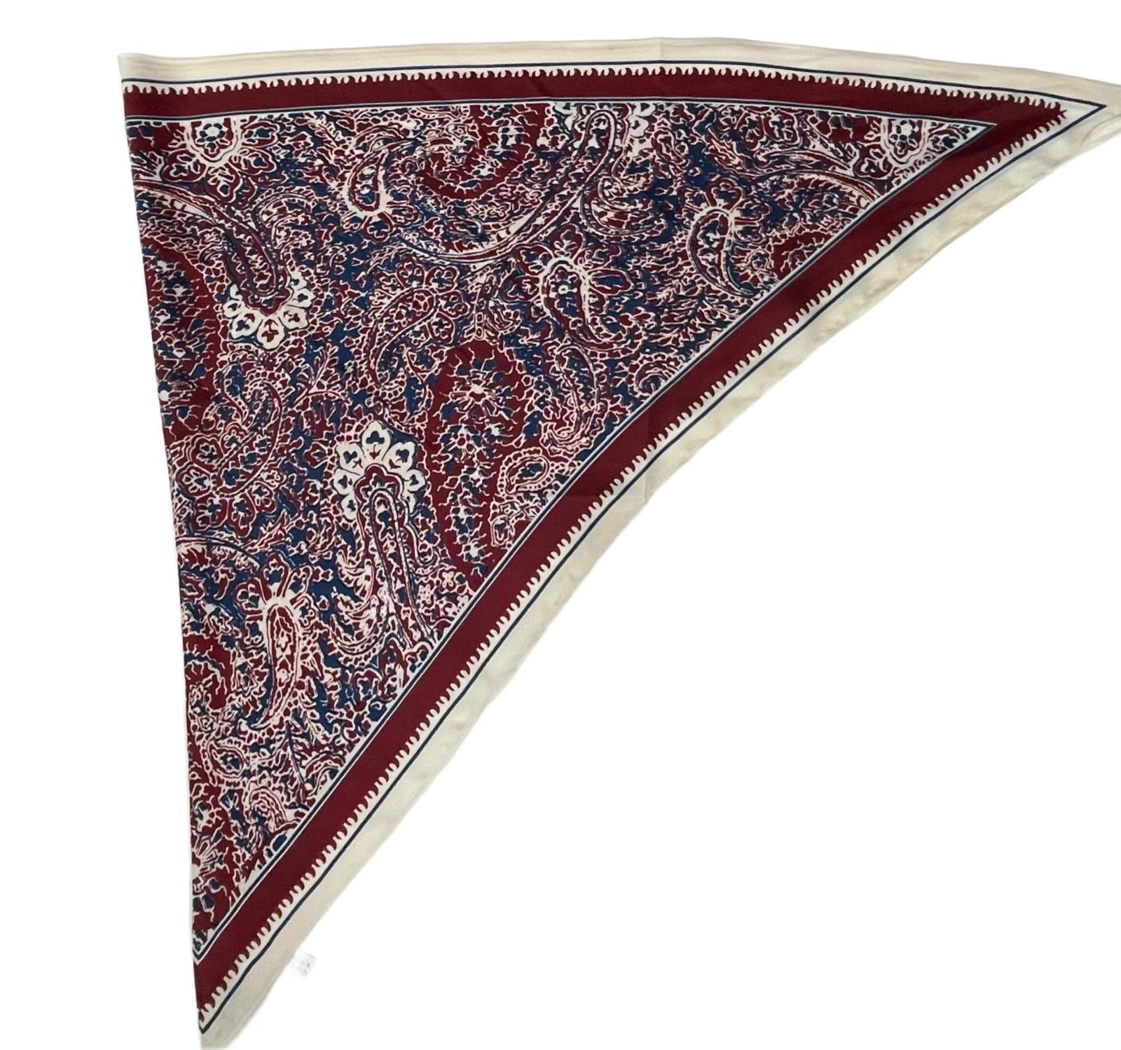 PAÑUELO ESTAMPADO - Imagen 2