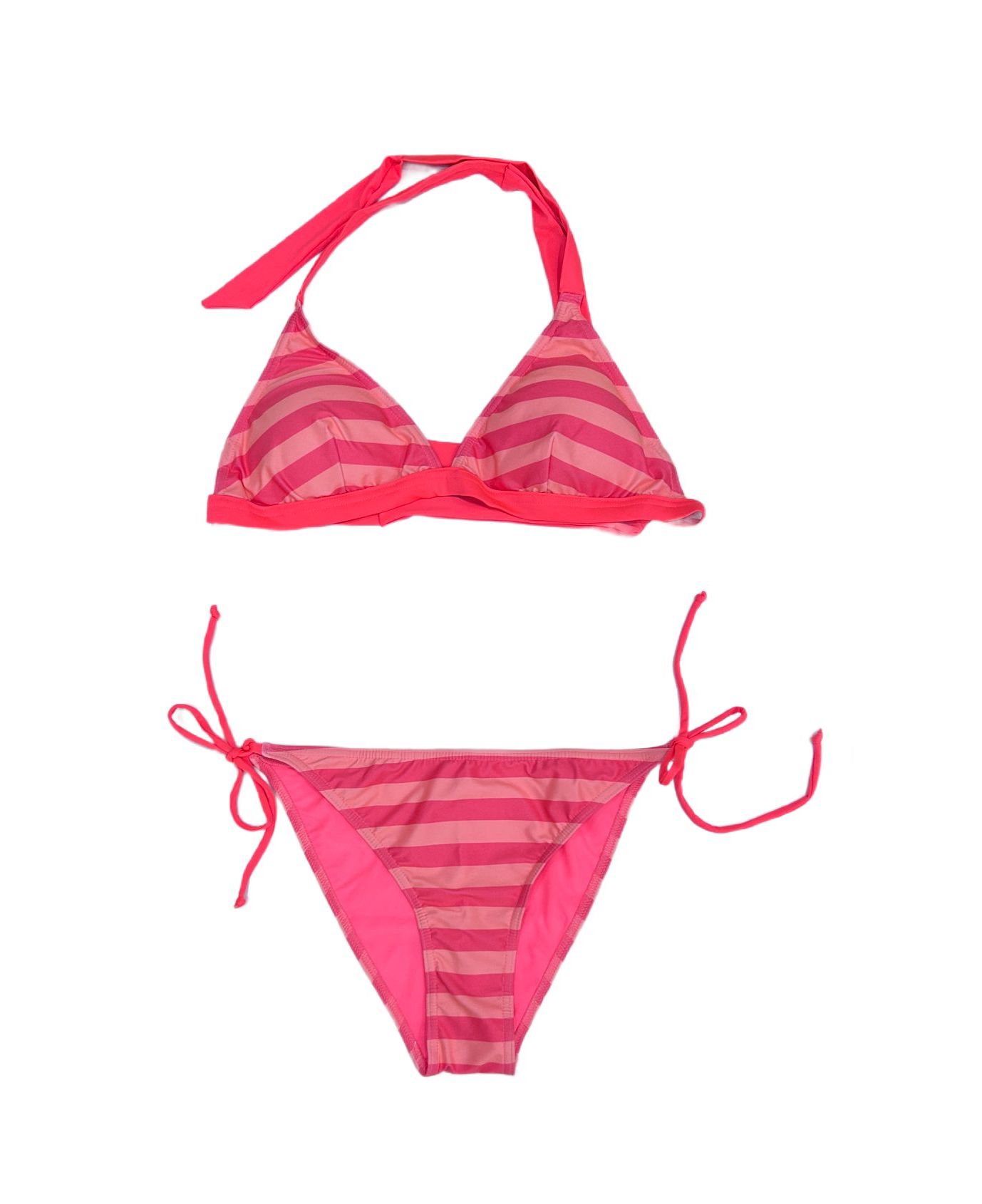 Bikini con diseño triangular. Con rayas horizontales tonos naranja flúor, ajustable tanto en el cuello como en la espalda, además de la braguita.